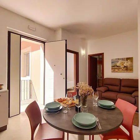 Holiday home Corte Dei Fiori Di Casa Camilla Journey Marittima