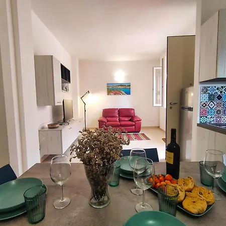 Holiday home Corte Dei Fiori Di Casa Camilla Journey Marittima